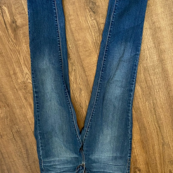 Angry Rabbit Jeans Size 28 (size 6) - Picture 2 of 4